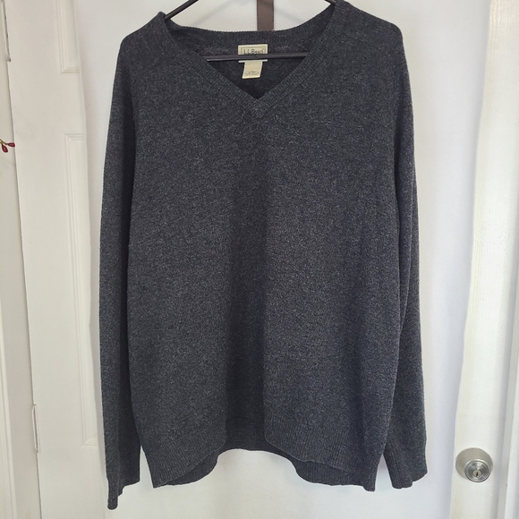 L.L.Bean Men's Classic Long Sleeve Pullover Sweater Size: XL Color: Grey - Picture 6 of 16